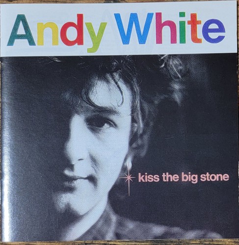 Kiss the big stone - kiss,